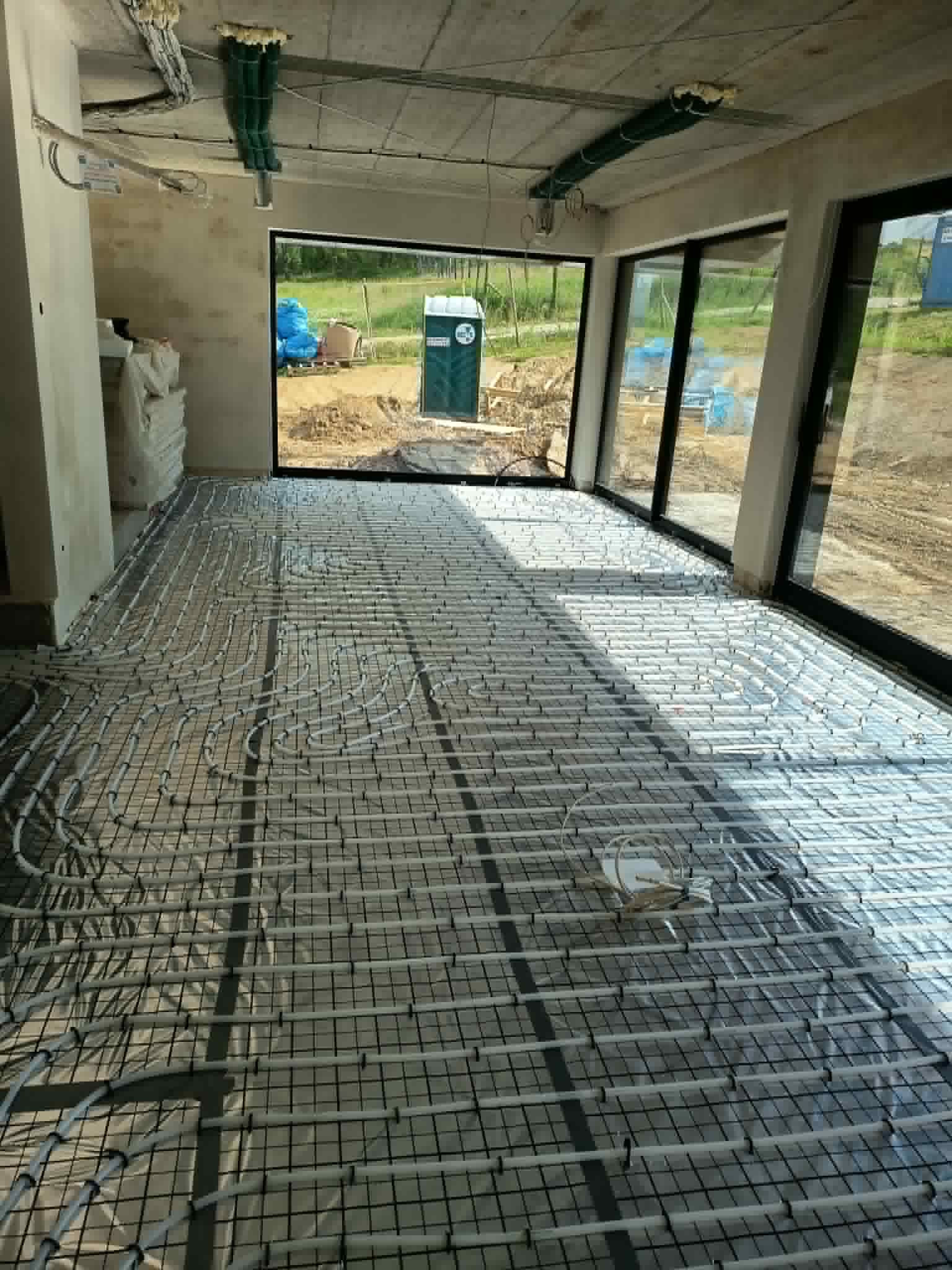 Ogrzewanie podłogowe i pompy ciepła, realizacja AquaMaster — zdjęcie 24